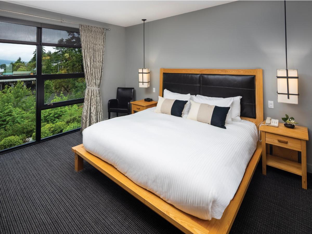 Brentwood Bay Resort & Spa Eksteriør billede